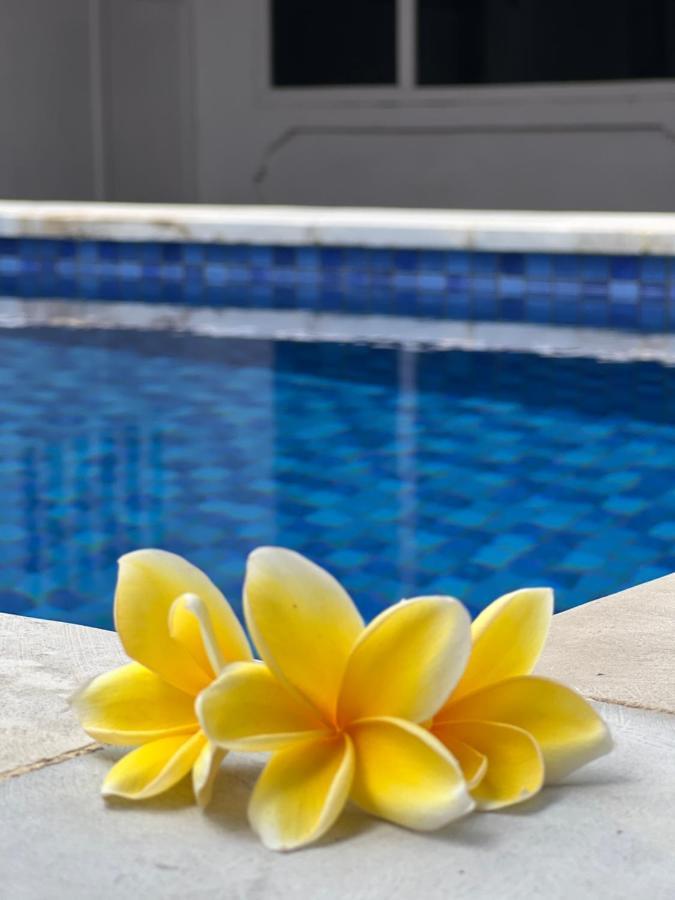 Seaside Hotel Quần đảo Gili Ngoại thất bức ảnh